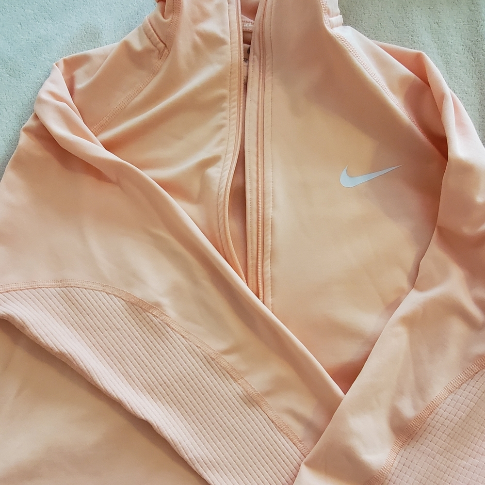 NWOT Nike half zip